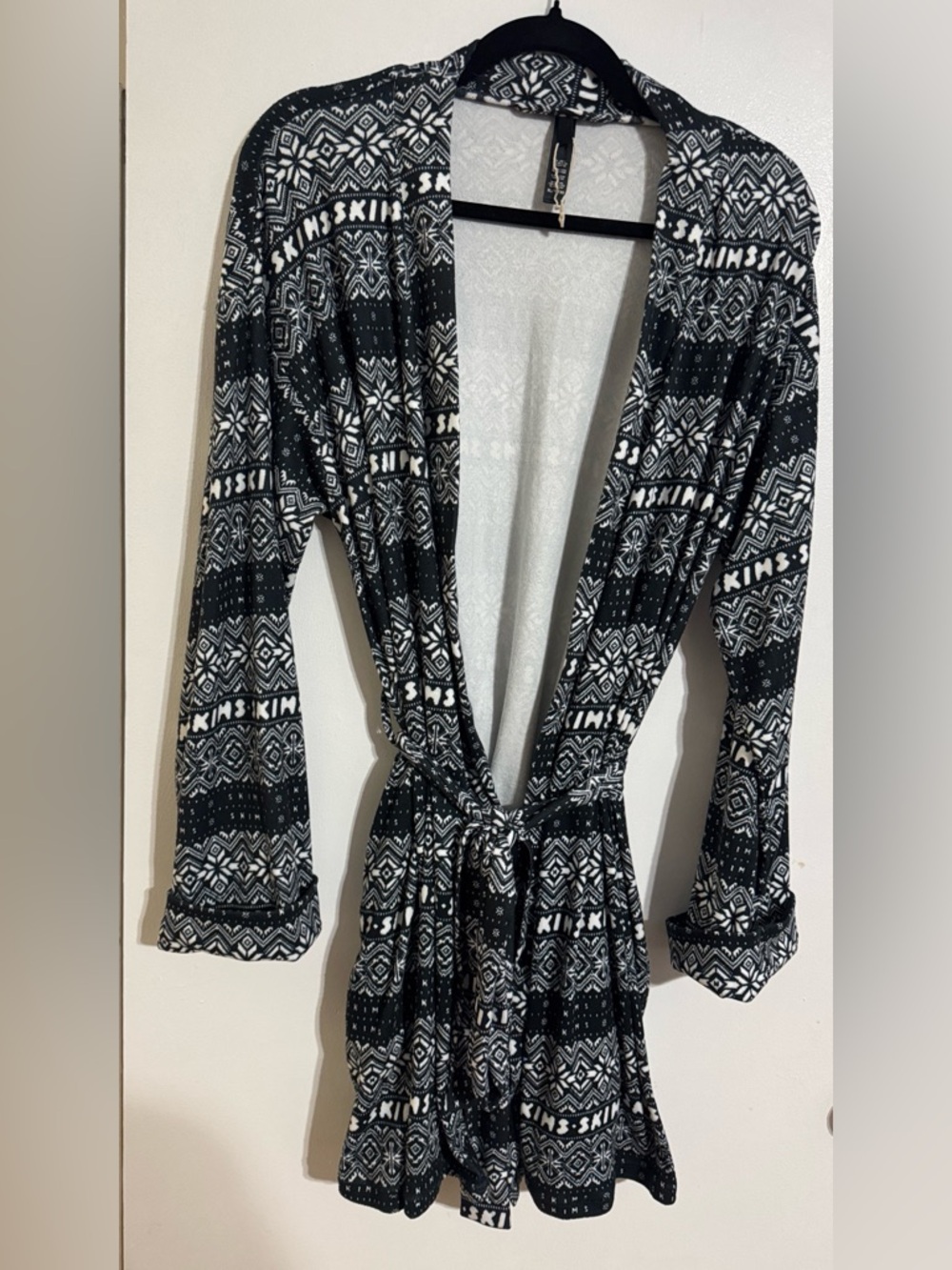 Skims Logo Plush Pointelle Black & White Robe size XL